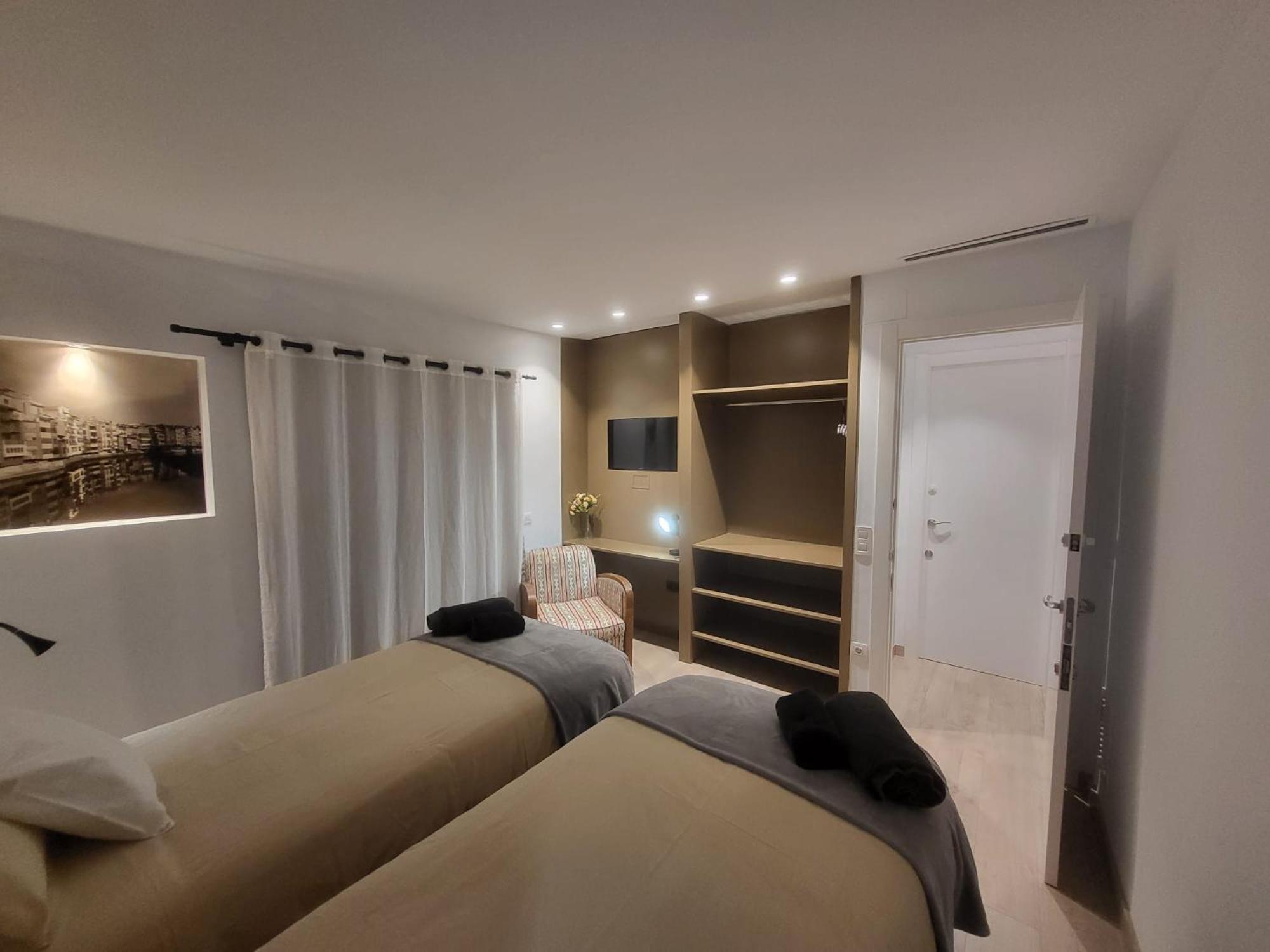 Turistic Girona - Piso De 1, 2 O 3 Habitaciones Экстерьер фото